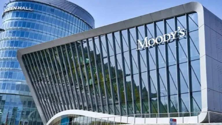 মুডিস বাংলাদেশের ঋণমান ‘বি-ওয়ান’ থেকে কমিয়ে ‘বি-টু’তে নামিয়েছে