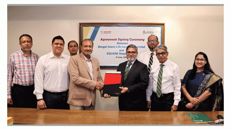 বেঙ্গল ইসলামী লাইফ ও স্কয়ার হাসপাতালের মধ্যে চুক্তি