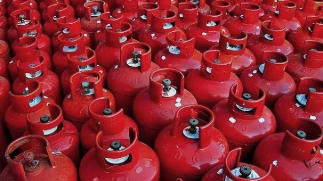 এলপি গ্যাসে ভ্যাট কমলো – দামে স্বস্তির ইঙ্গিত