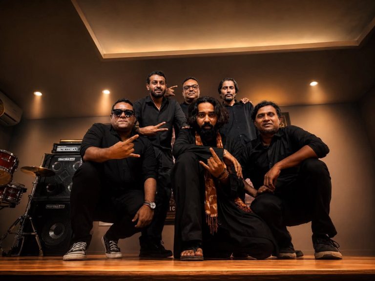 ‘দ্য ভেলভেট নাইট’-এ সুরের উচ্ছ্বাস