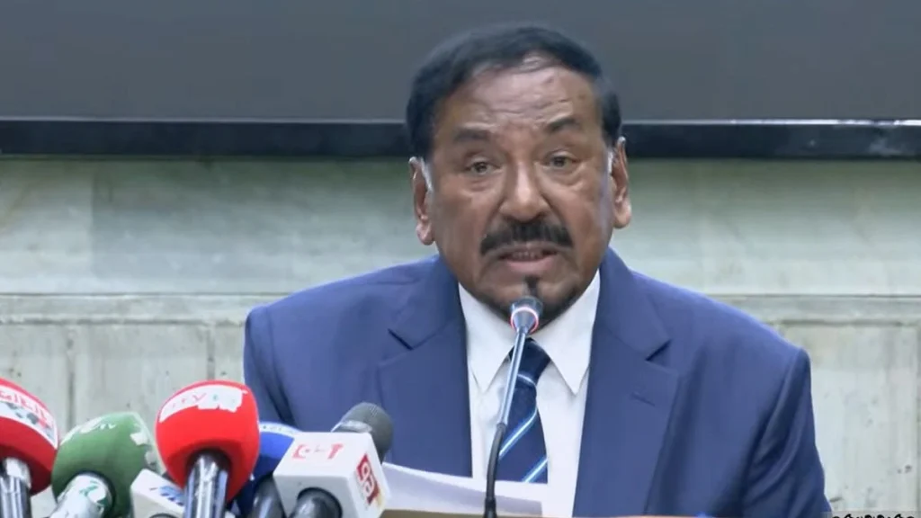ভারপ্রাপ্ত রাষ্ট্রপতি হলেন হাফিজ উদ্দিন আহমদ