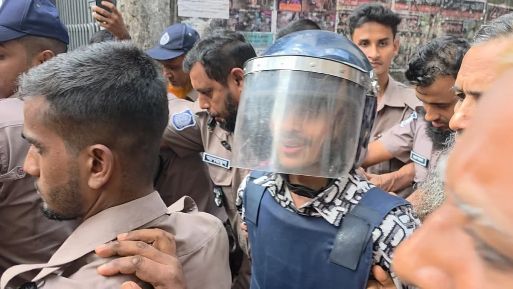 ১ কোটি টাকা যৌতুক দাবির অভিযোগে কারাগারে প্রিন্স মামুন