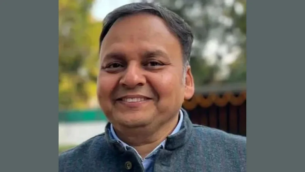 ‘র’ প্রধান পরাগ জৈন কেন ঢাকায়